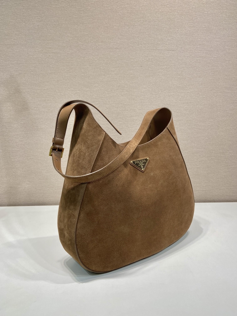 Pra*a cleo bags